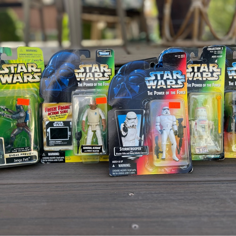 VTG Star Wars Power of the Force/Attack Of The Clones/New Sealed Lot of 5 figure